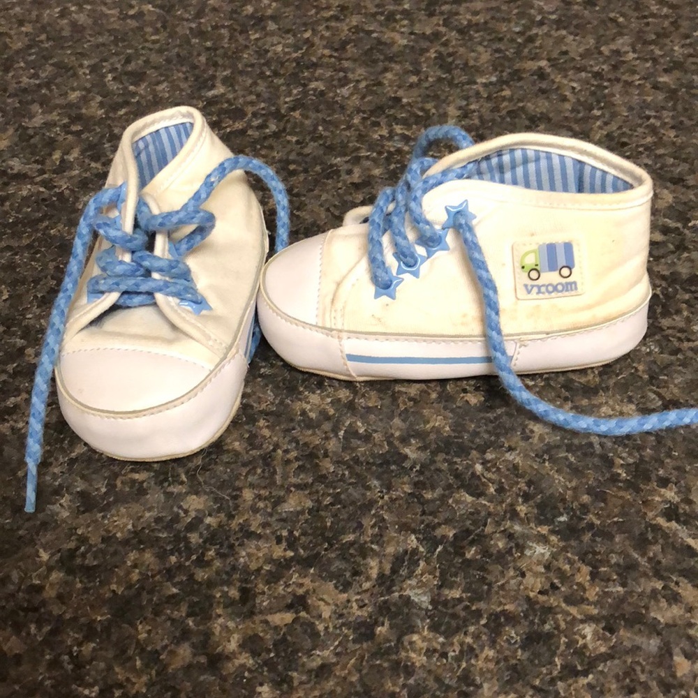 Baby shoes